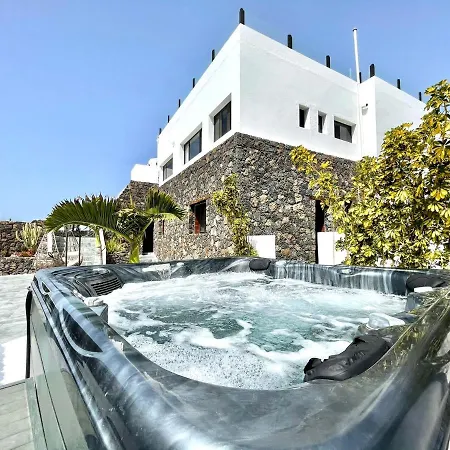 Apartamento 4 Con Wifi, Banera Hidromasaje Y Acceso A La Piscina Y Vista Espectacular * Tinajo